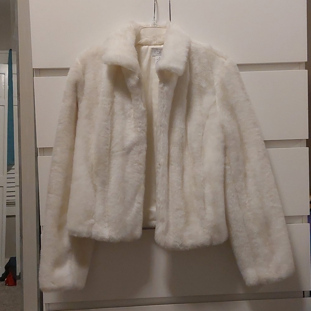 WHITE FAUX FUR JACKET